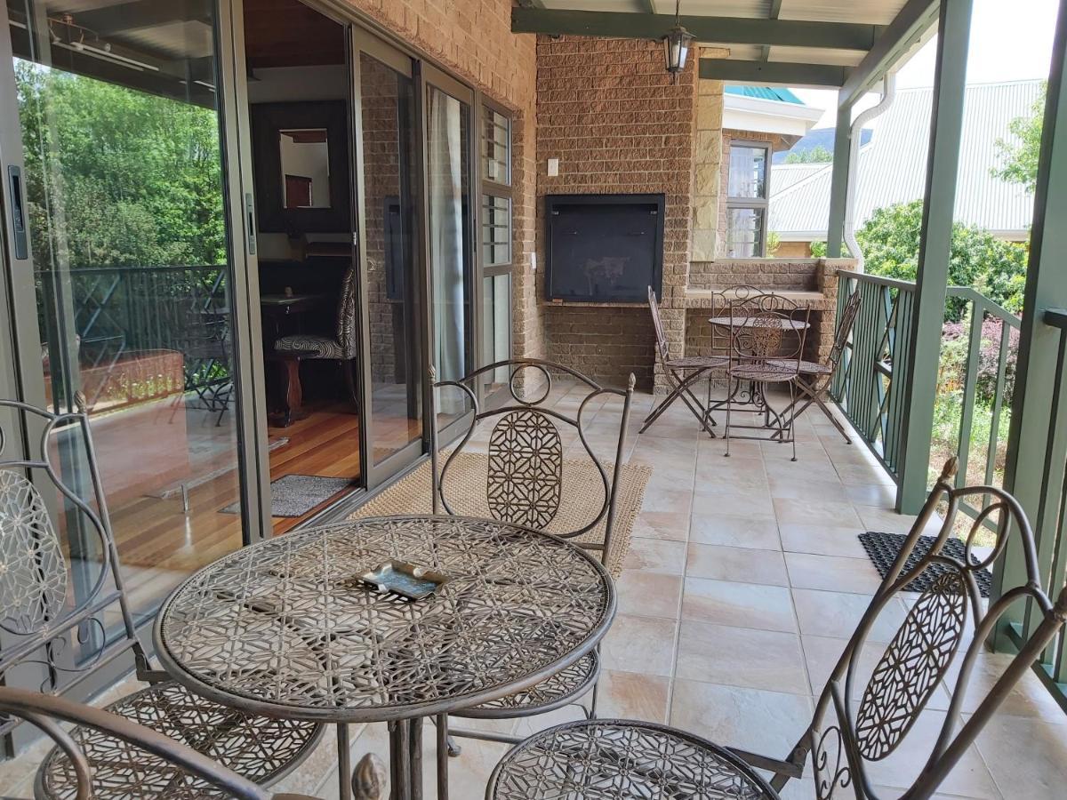 Clarens Mountain Sage Holiday House Екстериор снимка